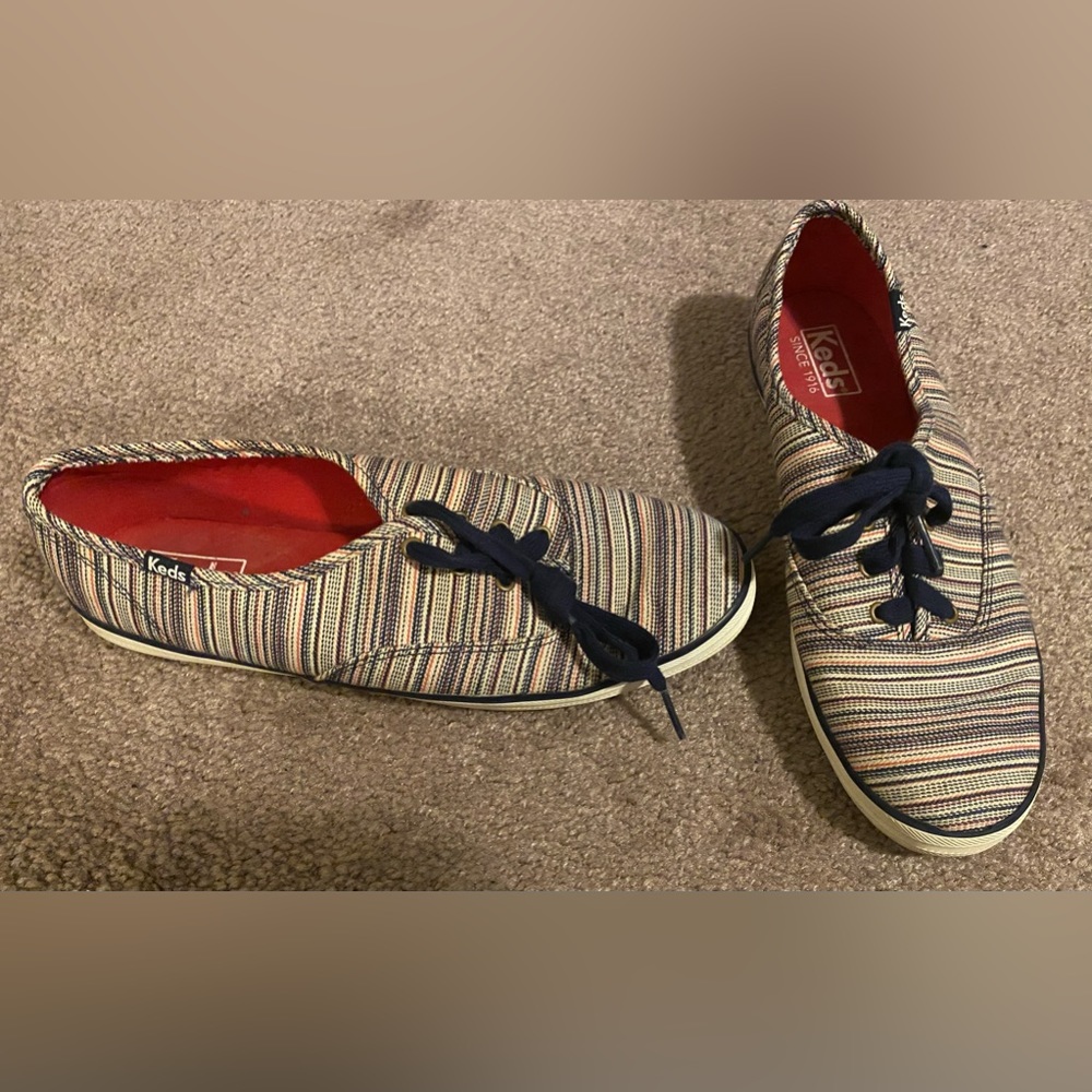 Keds striped low top sneakers 8.5
